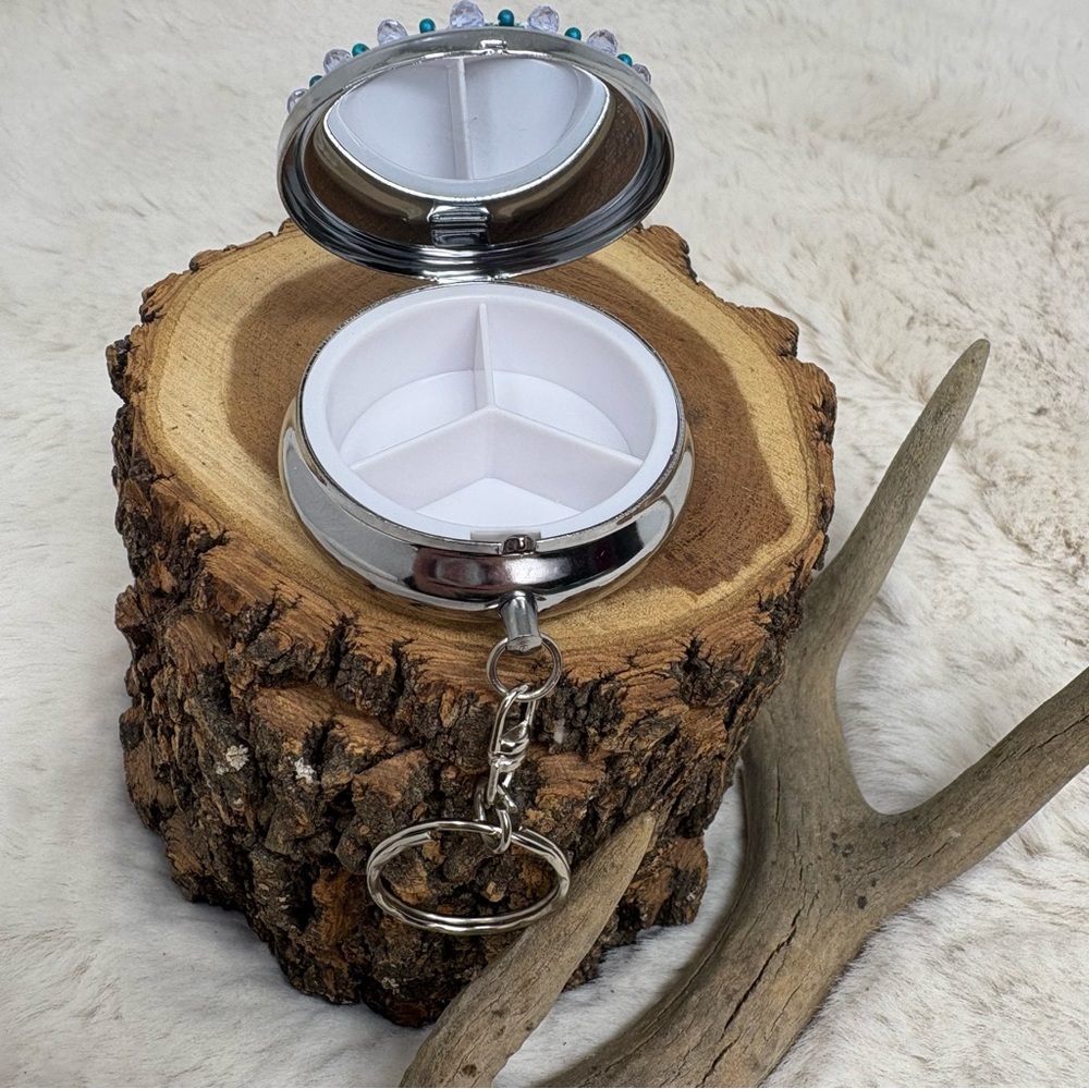Beaded Pill Box - Picture 3 of 5